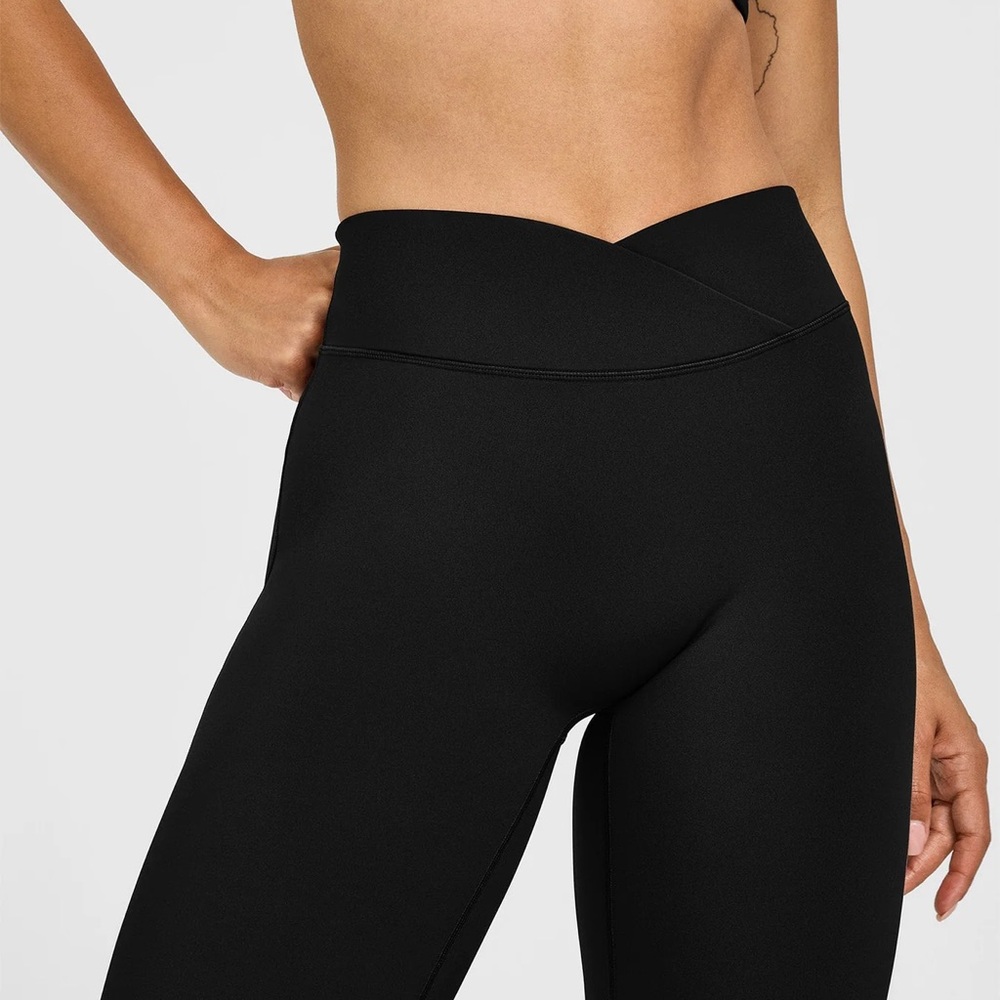 Oner active UNIFIED™ WRAP FLARED PANTS WHITE LOGO - Picture 3 of 6